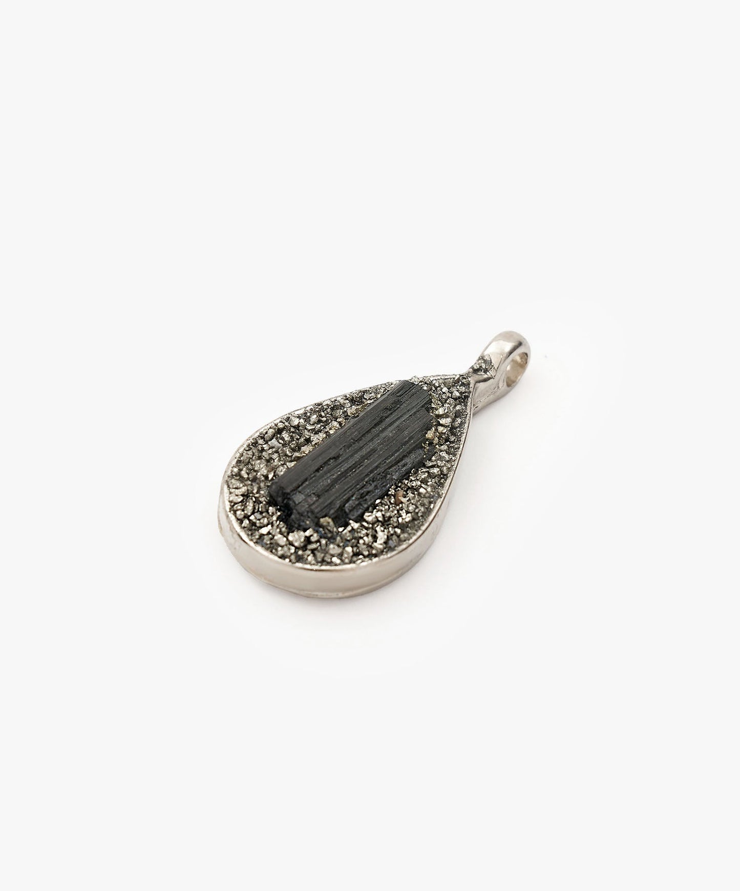 DIJE GEOMÉTRICO GOTA DE TURMALINA NEGRA