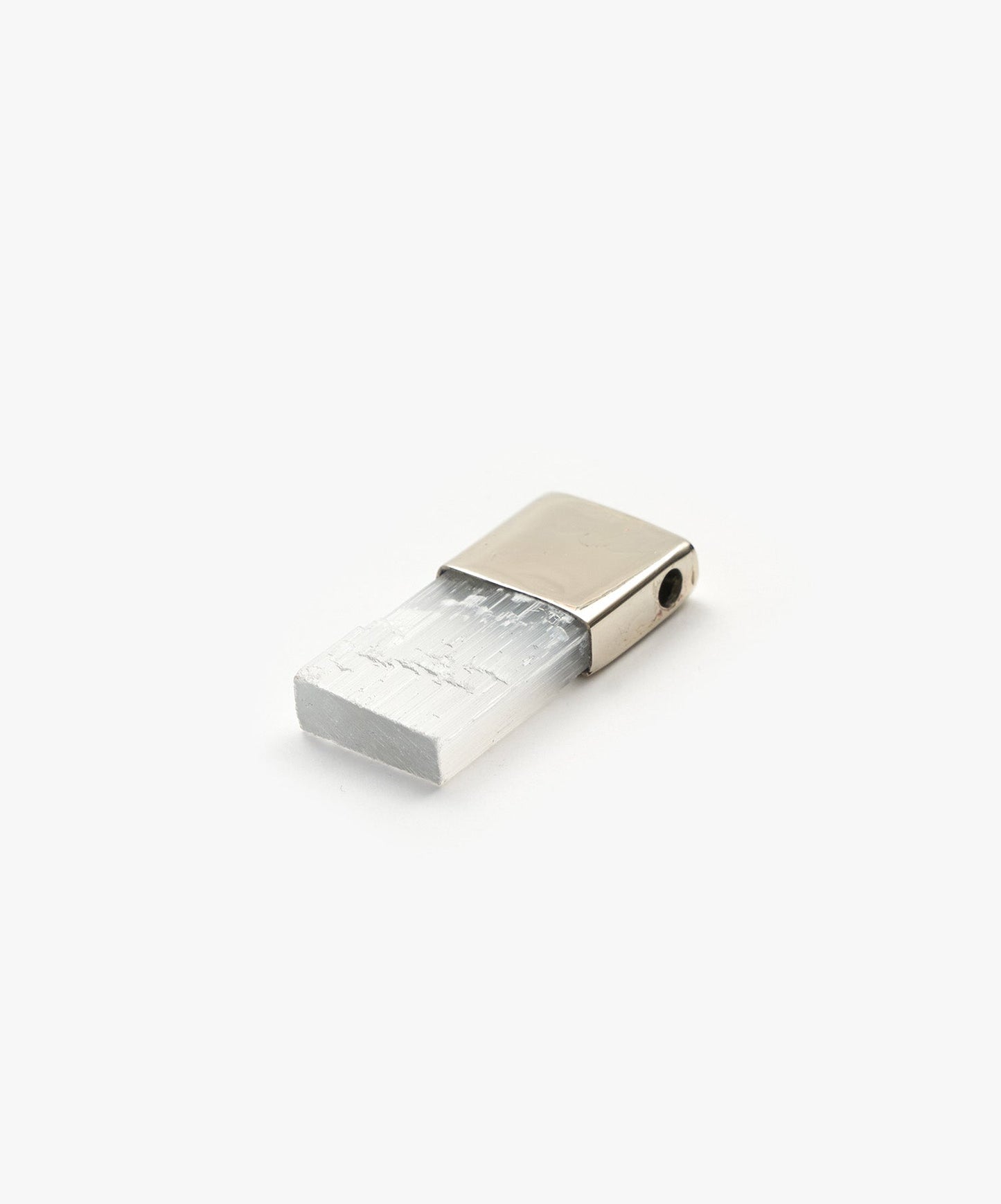 DIJE PENDRIVE  DE SELENITA