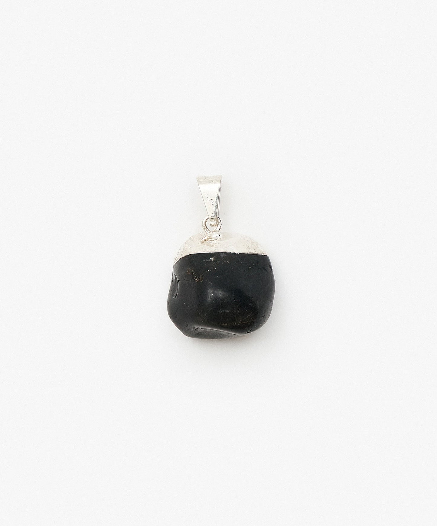 DIJE CON BAÑO DE PLATA ROLADAS DE  ONIX NEGRO