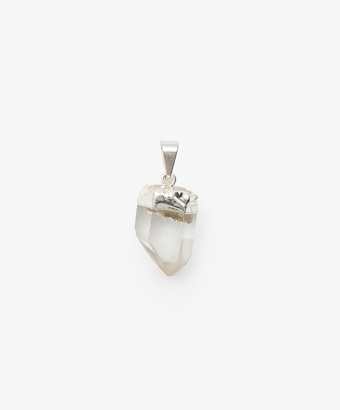 DIJE CON BAÑO DE PLATA PUNTA EN BRUTO DE CUARZO CRISTAL