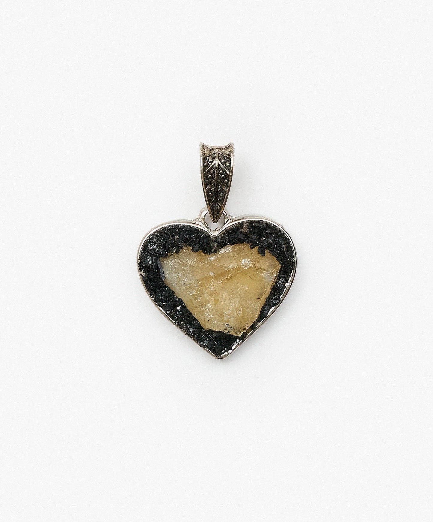 DIJE CORAZON DE CITRINO