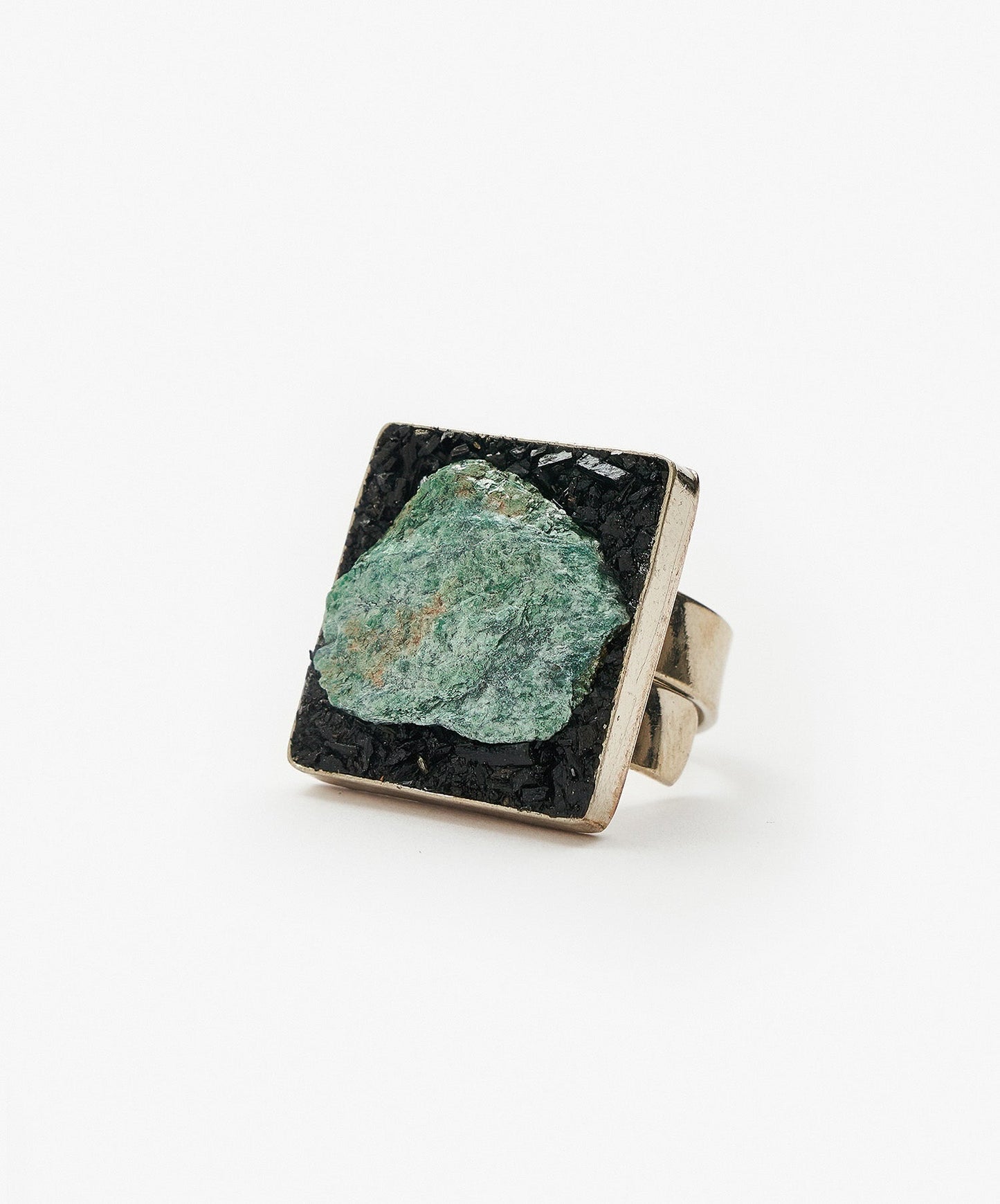ANILLO GEOMETRICO CUADRADO DE FUCHSITA