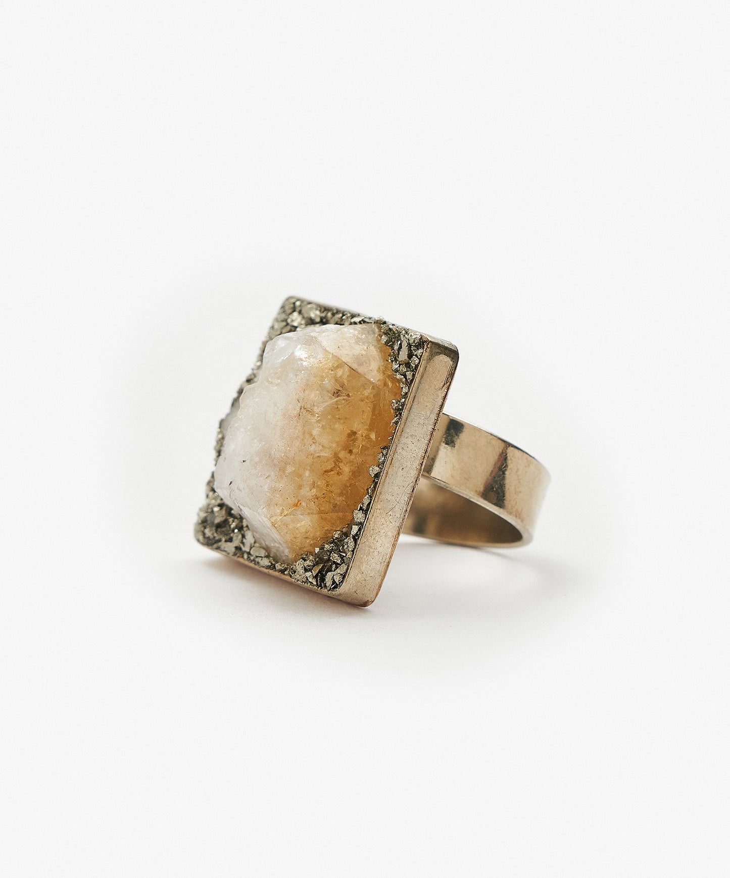 ANILLO GEOMETRICO CUADRADO DE CITRINO