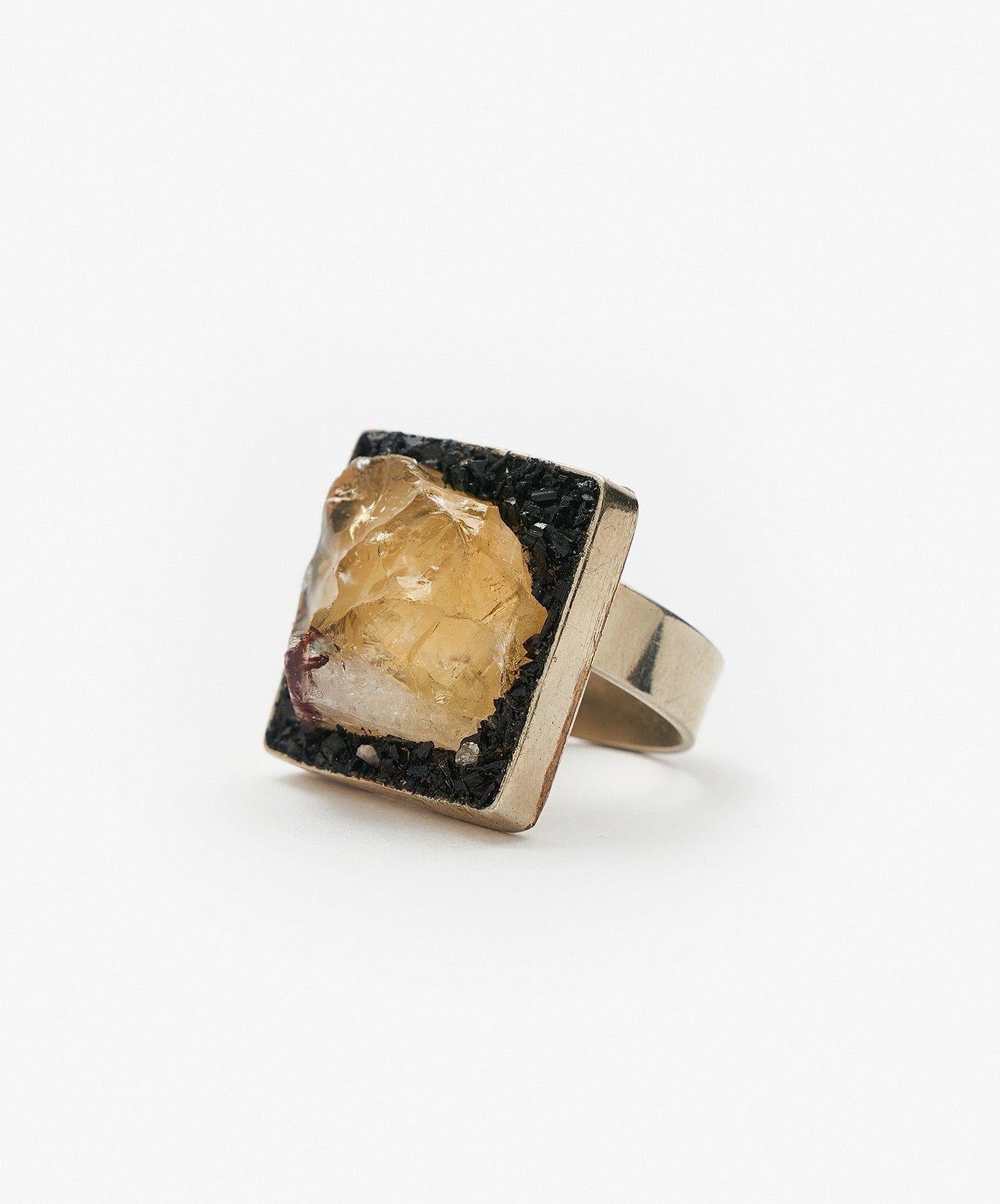 ANILLO GEOMETRICO CUADRADO DE PUNTA DE CITRINO