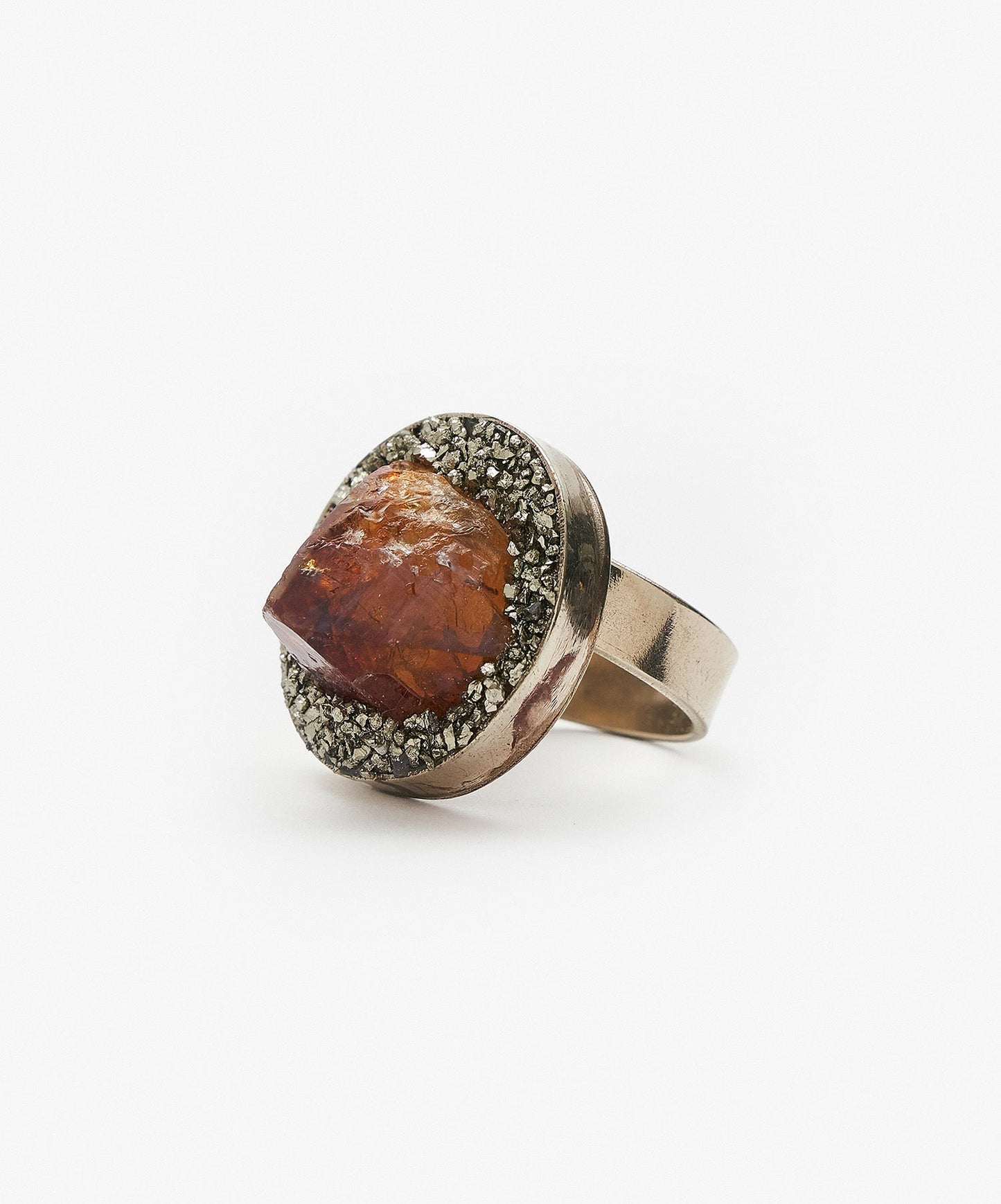 ANILLO GEOMETRICO CIRCULO DE PUNTA DE CITRINO