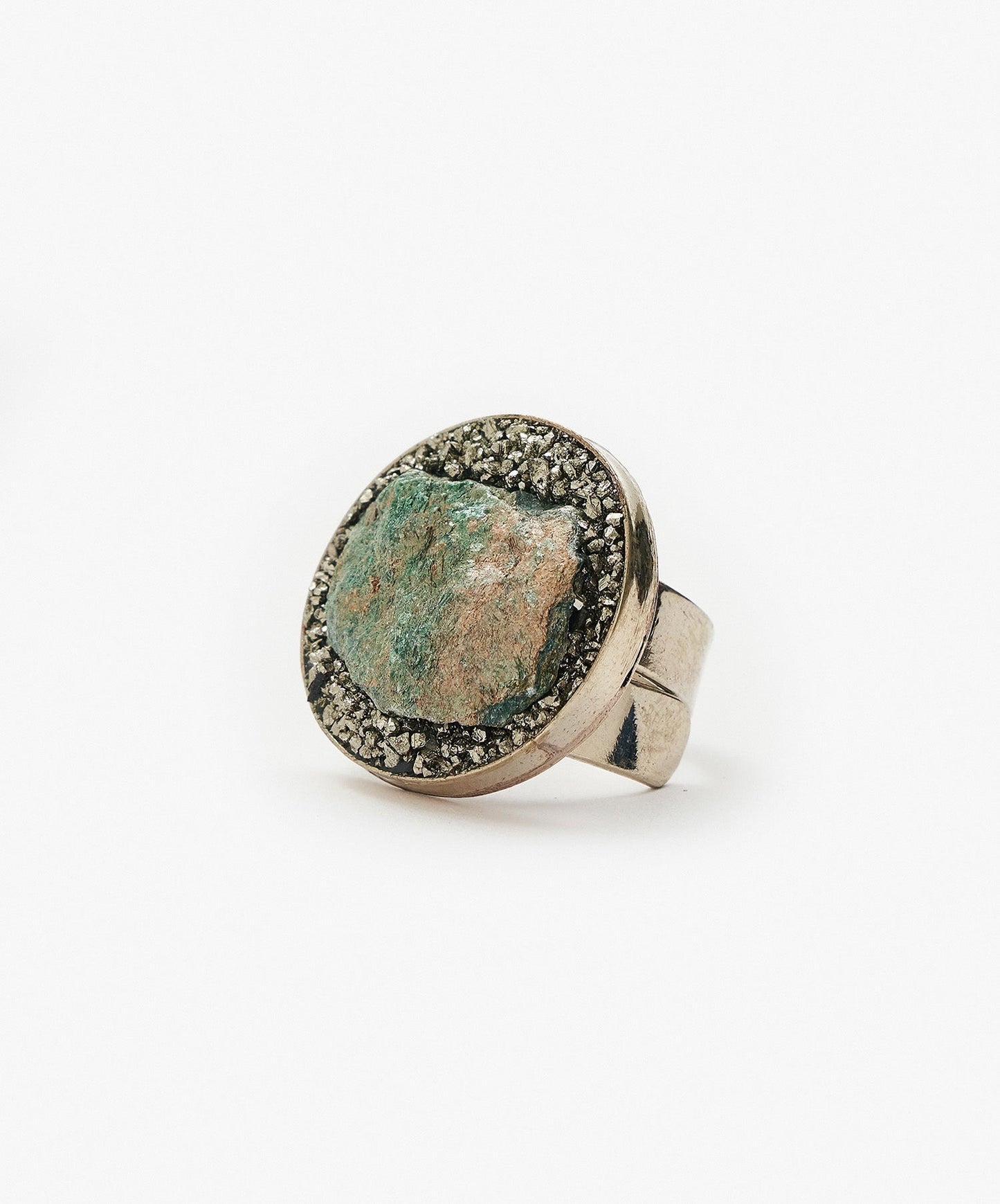 ANILLO GEOMETRICO CIRCULO DE FUCHSITA