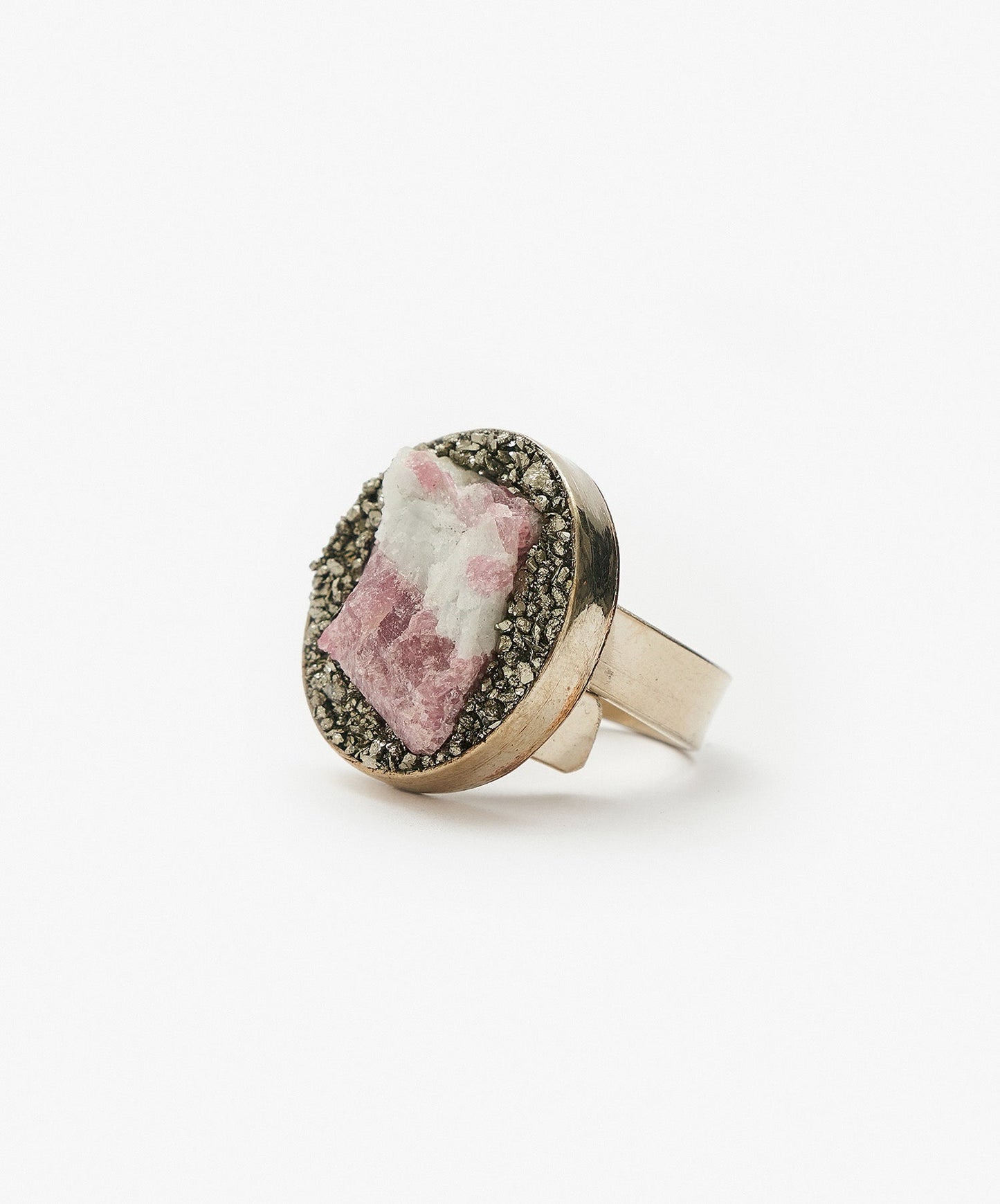 ANILLO GEOMETRICO CIRCULO DE TURMALINA ROSA