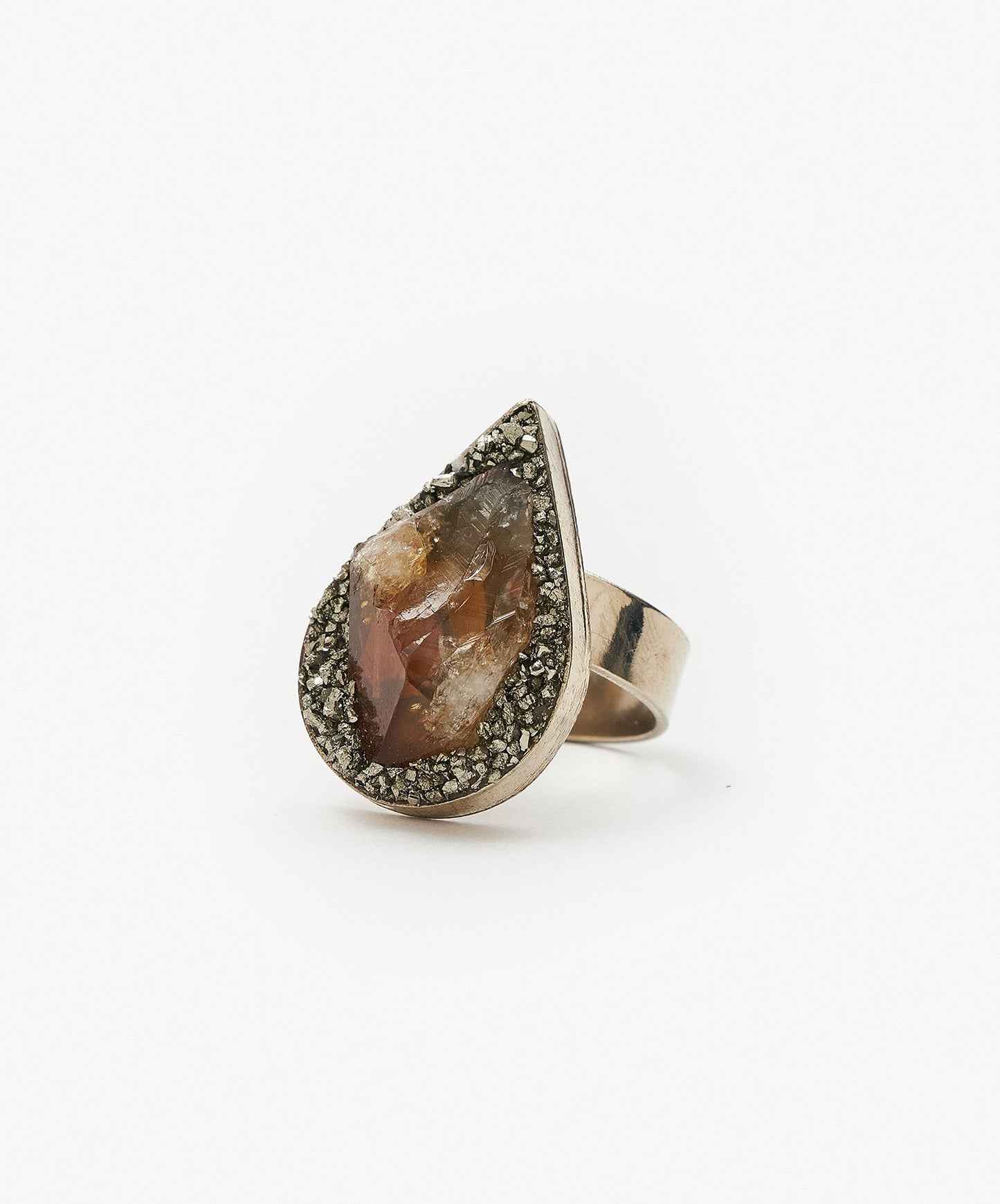ANILLO GEOMETRICO GOTA DE PUNTA DE CITRINO