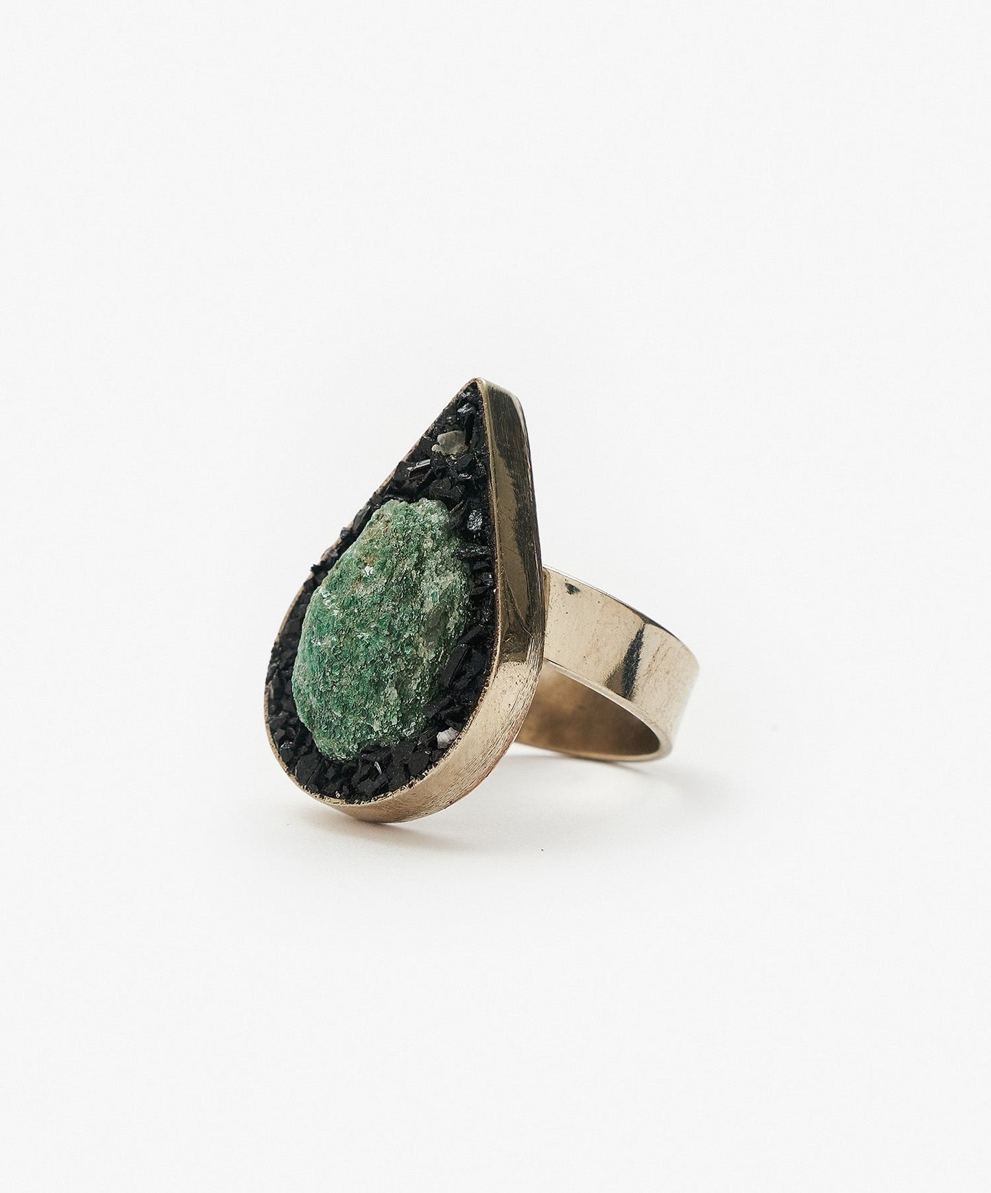 ANILLO GEOMETRICO GOTA DE FUCHSITA