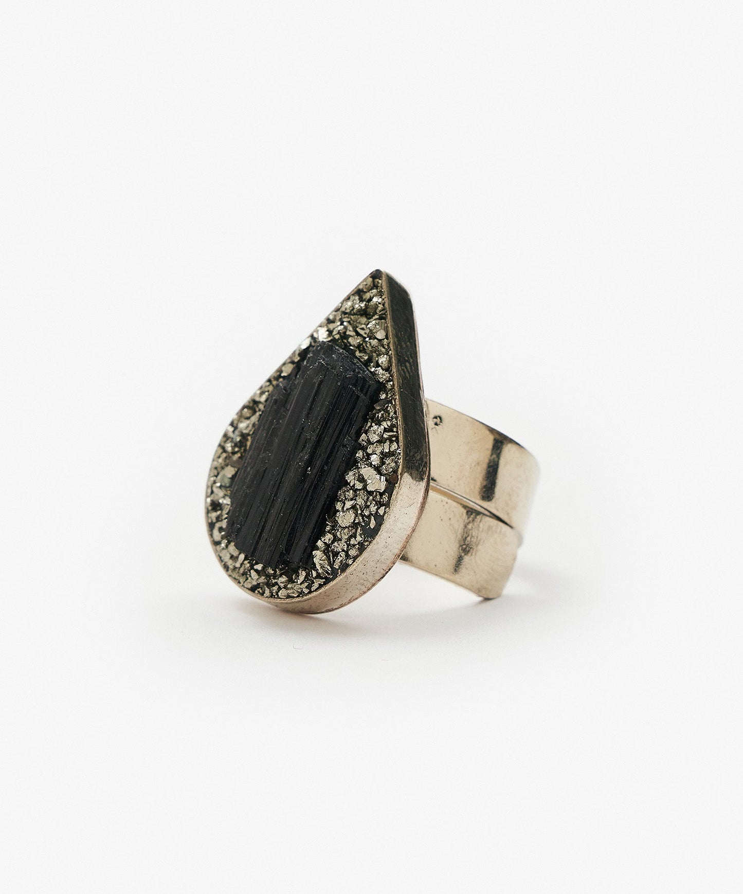 ANILLO GEOMETRICO GOTA DE TURMALINA NEGRA