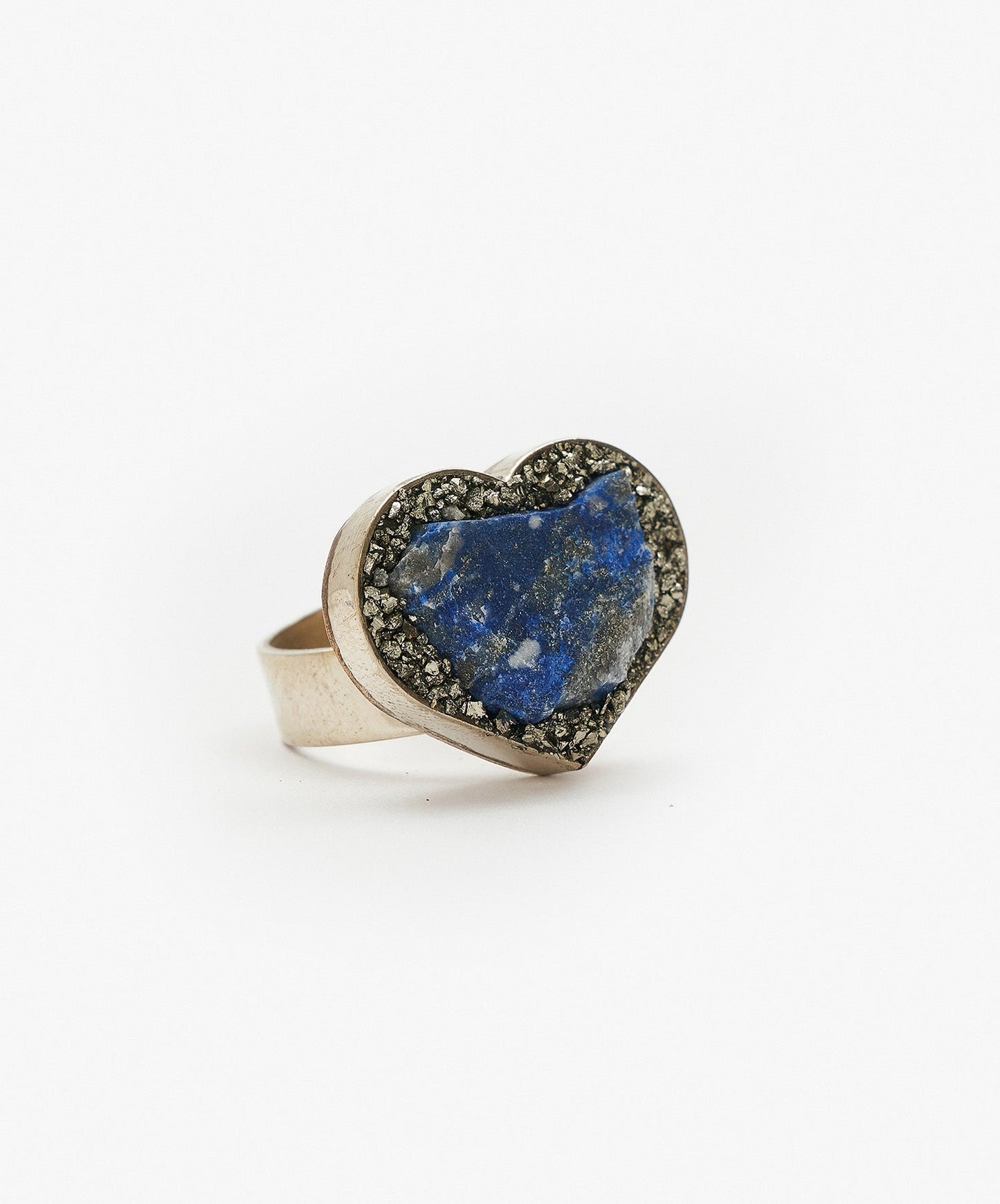 ANILLO GEOMETRICO CORAZON DE LAPIZLAZULI