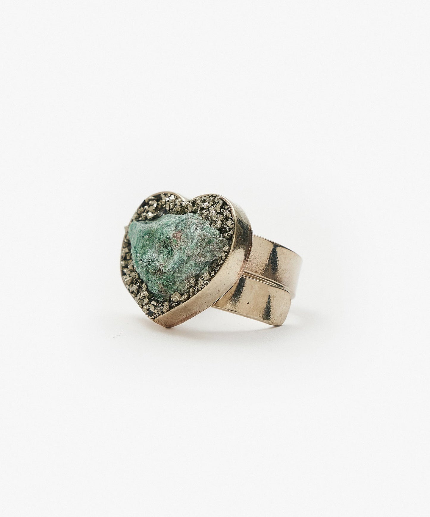 ANILLO GEOMETRICO CORAZON DE FUCHSITA