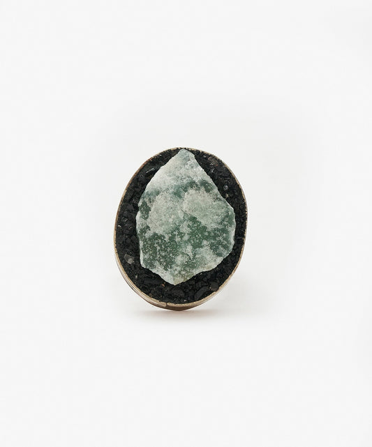 ANILLO GEOMETRICO OVALO DE CUARZO VERDE