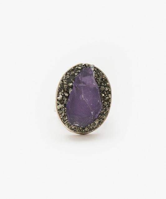 ANILLO GEOMETRICO OVALO DE PUNTA DE AMATISTA