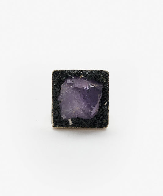 ANILLO GEOMETRICO CUADRADO DE PUNTA DE AMATISTA