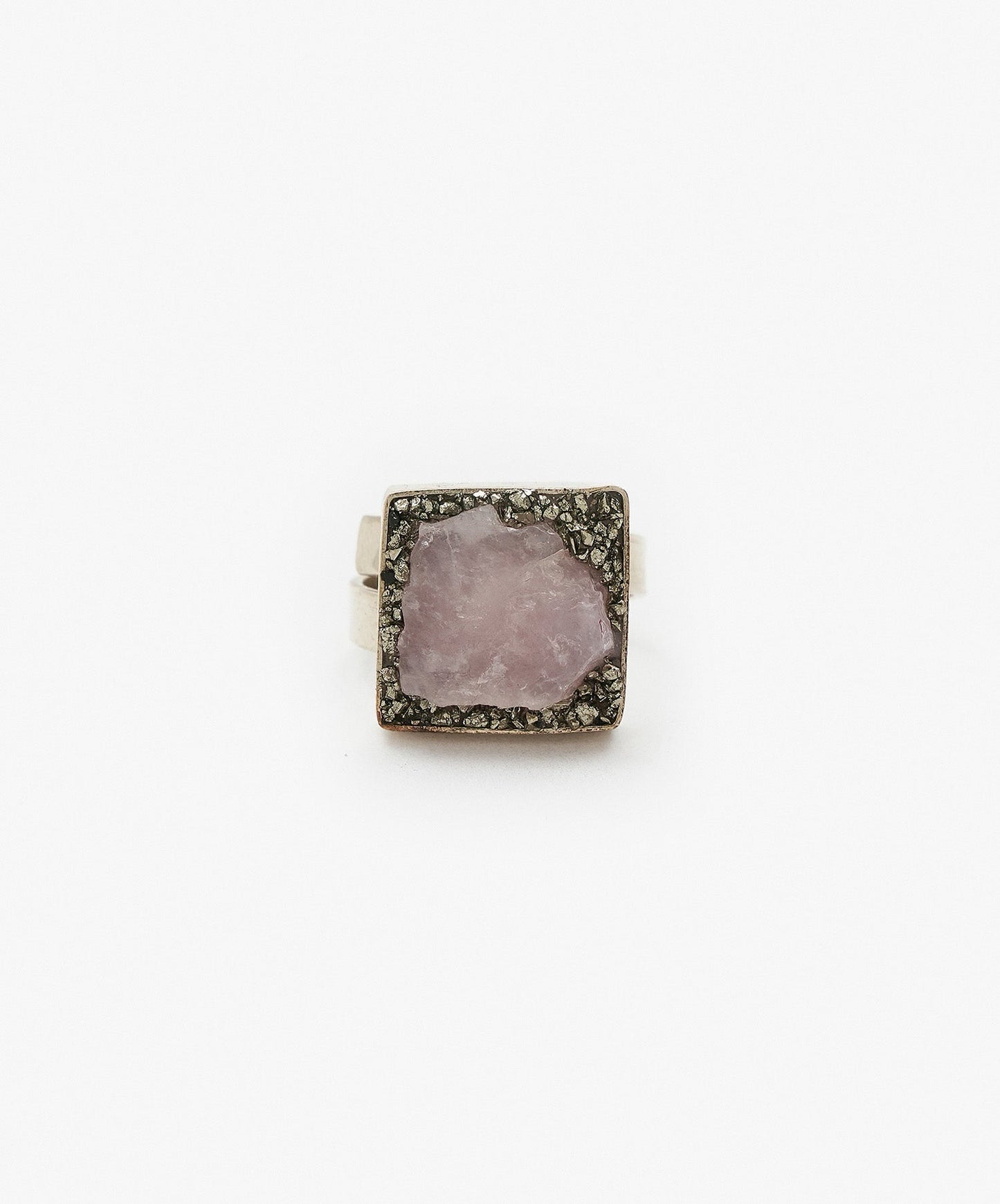 ANILLO GEOMETRICO CUADRADO DE CUARZO ROSA