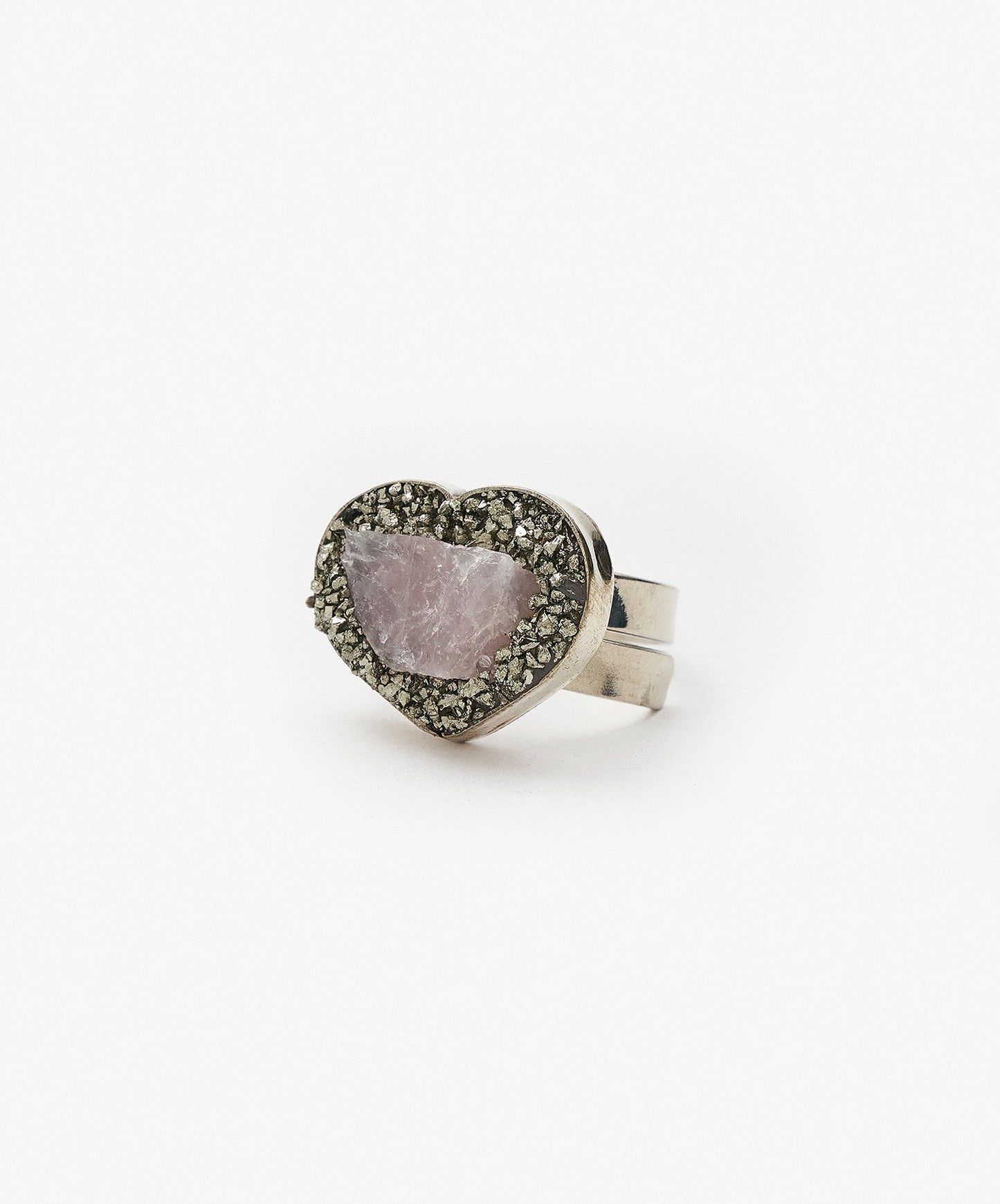 ANILLO GEOMETRICO CORAZON DE CUARZO ROSA
