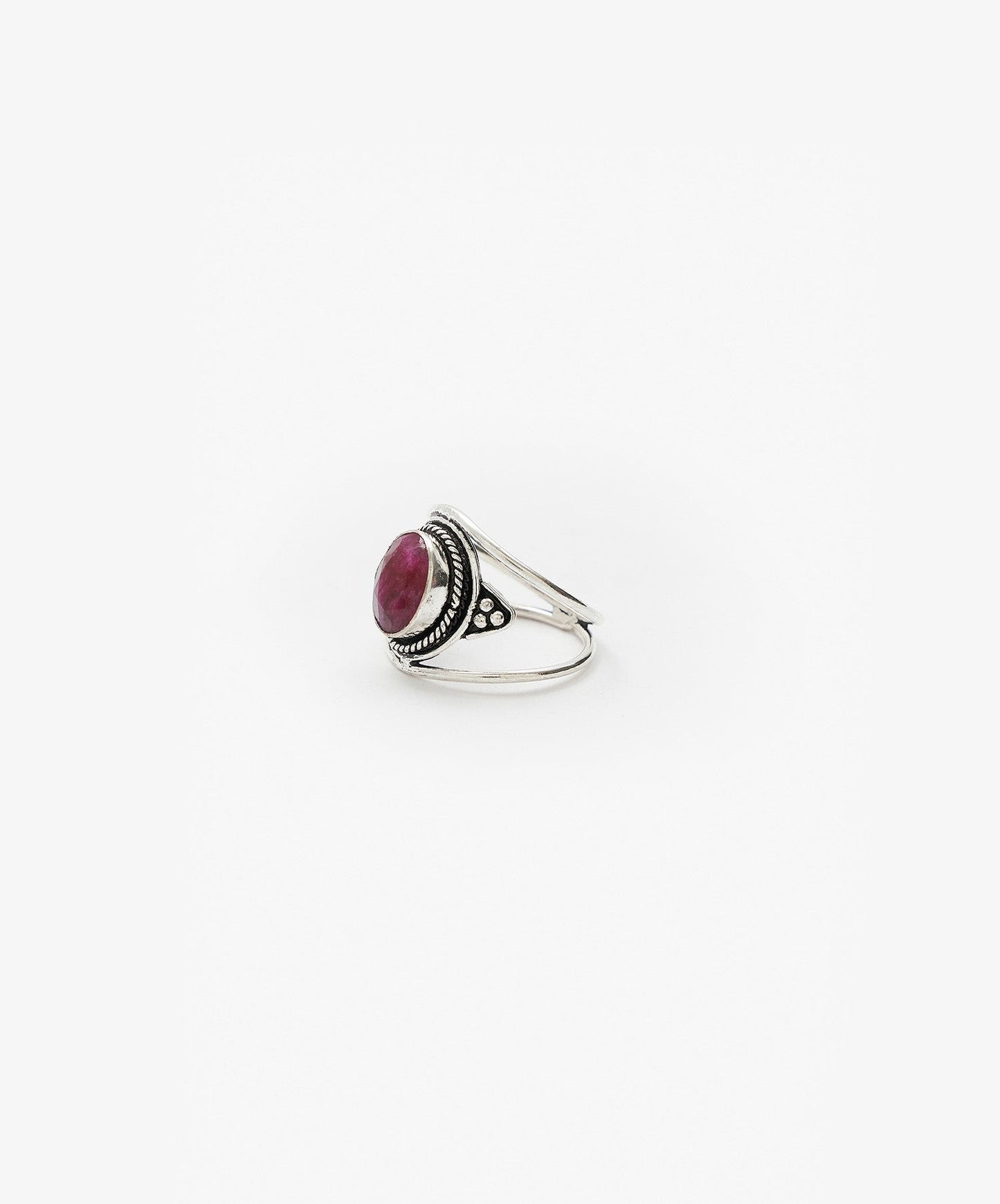 ANILLO TARUMI DOBLE DE RUBI FACETADO